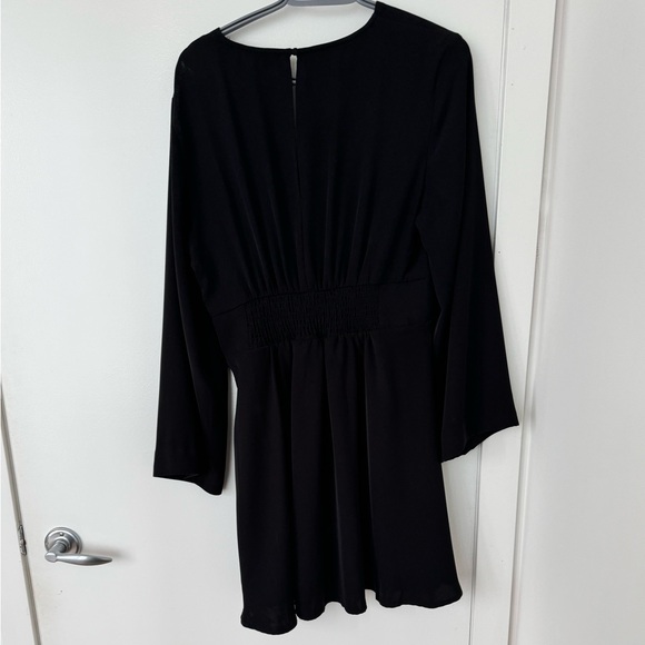 Dynamite, A-line, bell sleeve, short dress, size large - Picture 2 of 4